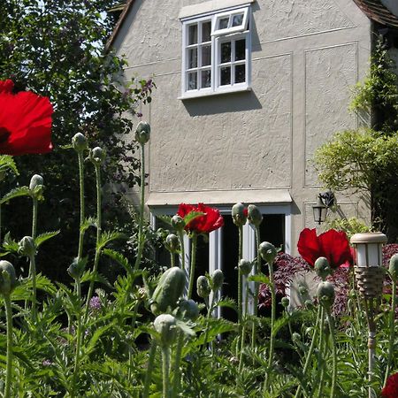 Motts Bed&Breakfast Great Dunmow Exteriör bild