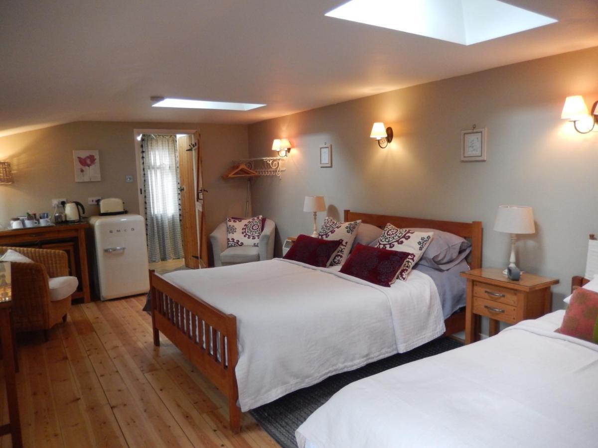 Motts Bed&Breakfast Great Dunmow Exteriör bild
