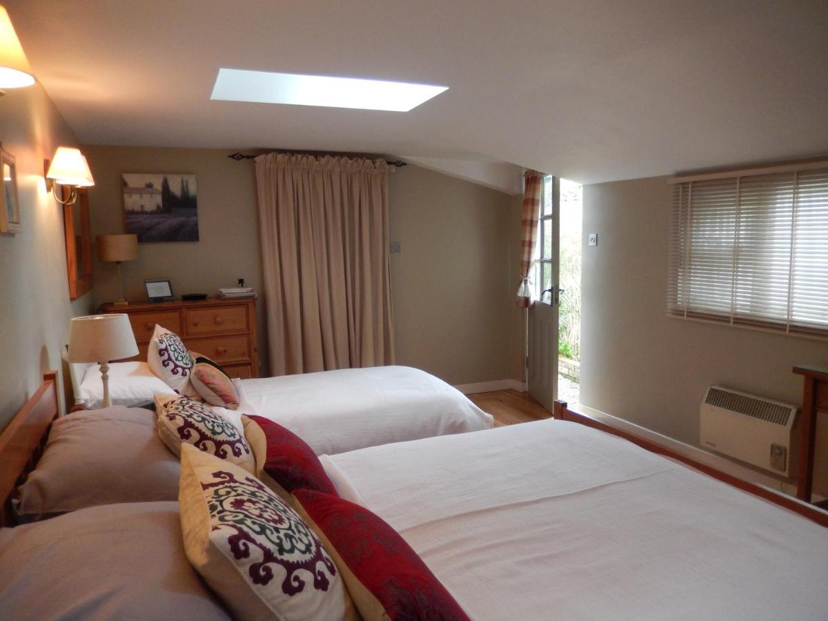 Motts Bed&Breakfast Great Dunmow Exteriör bild