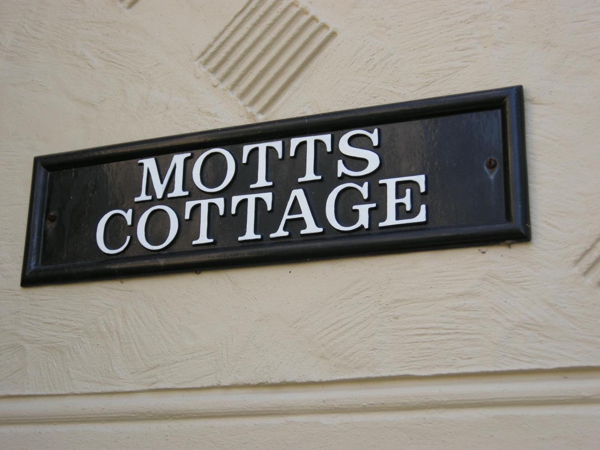 Motts Bed&Breakfast Great Dunmow Exteriör bild