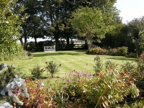 Motts Bed&Breakfast Great Dunmow Exteriör bild